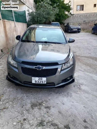 Chevrolet Cruze LS 2