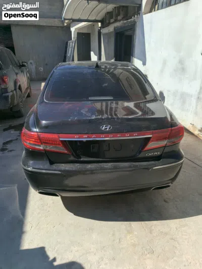 Hyundai Azera GL 3