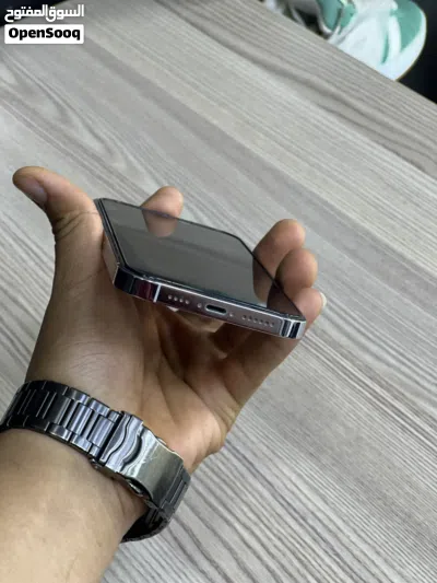 14 برو ماكس ابيض 256 قيقا 4