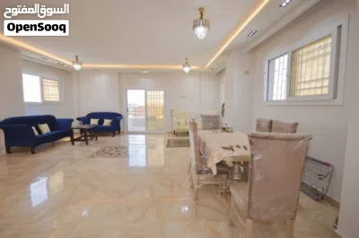 ڤيلا فاخره للبيع 3