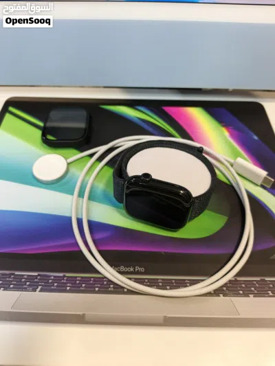 Apple watch 10 46 Mm استعمال اسبوع واحد فقط بحالة الجديد 4