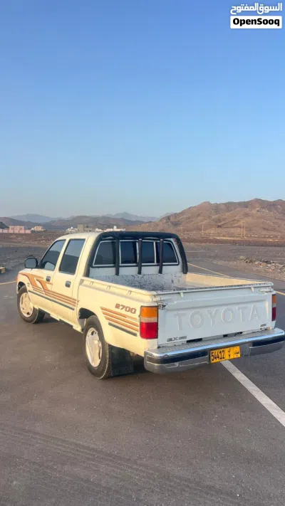 Toyota Hilux GLX 3