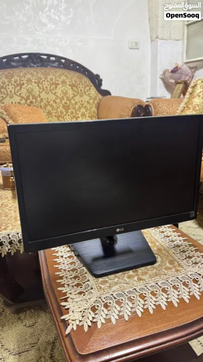 كمبيوتر + شاشة ال جي مع معالج Core 2 Duo رام 2 جيجا هارديسك 500 هيلث 100 2
