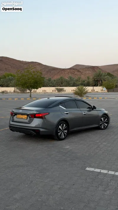 Nissan Altima SL 3