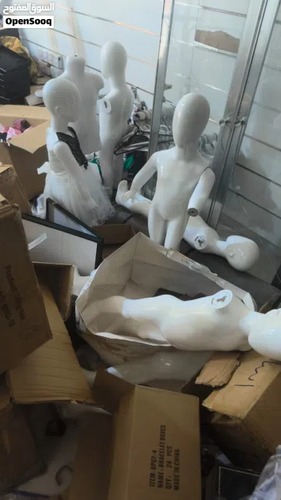 منيكنات عرض ملابس استندات علقيات 3