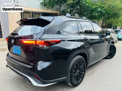 Toyota Highlander XSE 3