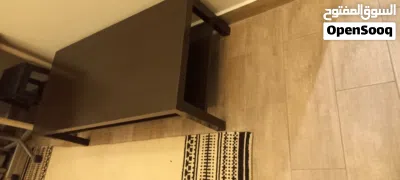 Table good condition 2