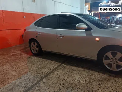 Hyundai Avante Standard 3