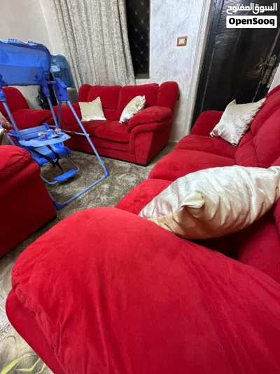 طقم كنب لم يستعمل الافترة قصيرة جدا 2