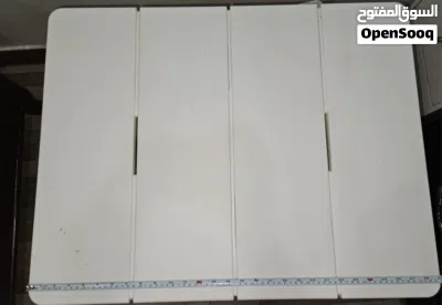 White table 4