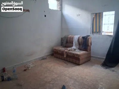 بيت قديم في العامرات الثالثه 4