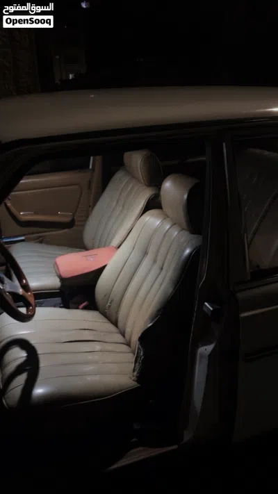 Mercedes Benz E-Class E 200 2