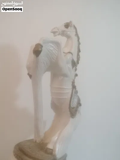 تمثال حصان فاخر 2