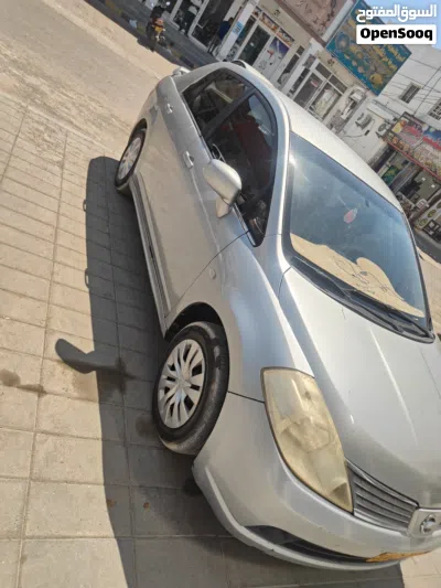 Nissan Tiida 2