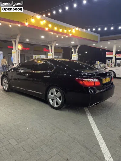 Lexus LS LS 460 2