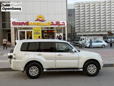 Mitsubishi Pajero Standard 3