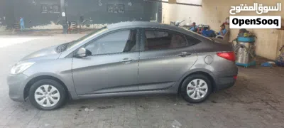 Hyundai Accent Standard 2