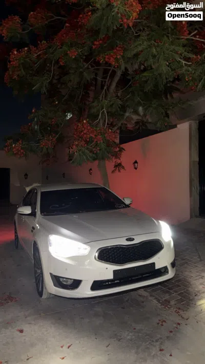 Kia Cadenza Premium 3