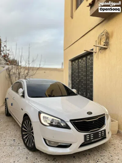 Kia Cadenza Limited 4