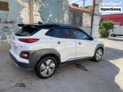 Hyundai Kona Premium 3