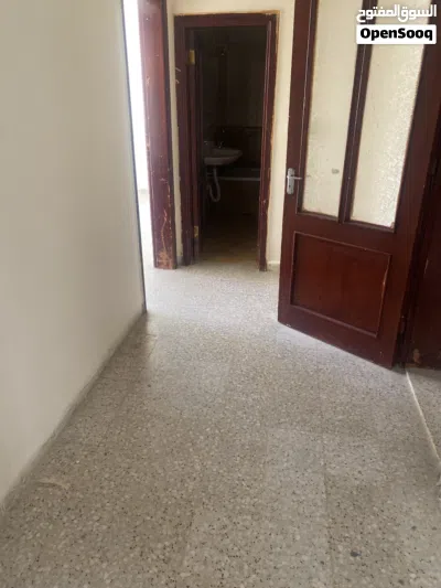 منزل طابق ارضي للإيجار تجاري او سكني 4