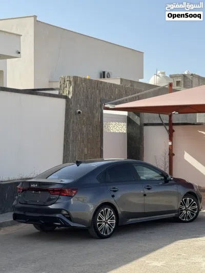 Kia Forte GT-Line 3