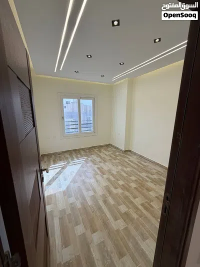 شقة للبيع فى نيو جاردن سيتى فى العاصمة الادارية فى ال R3 استلام فور متشطبة بالكامل برايم لوكيشن على 4