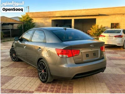 Kia Forte GT 3