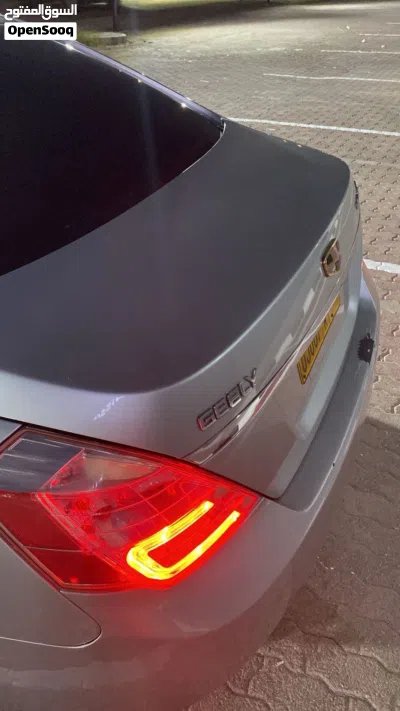 Geely Emgrand X7 4