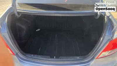 Hyundai Accent Standard 4