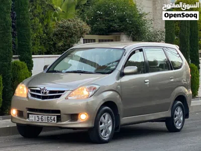 Toyota Avanza GLS 4