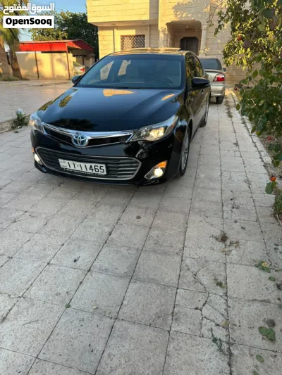 Toyota Avalon XLE 3