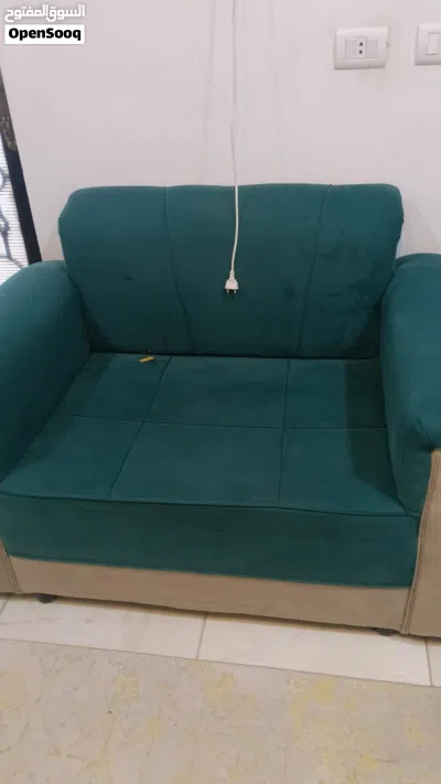 طقم كنب 13 مقعد بحالة جيدة. 4