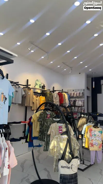 محل ملابس اطفال للبيع 2