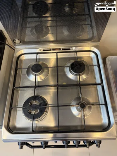 Indesit 4 burner gas cooker 2