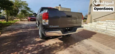 Toyota Tundra SR5 4