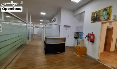 مكاتب مؤثثة للايجار ( مركز أعمال ) .. Furnished offices for rent business center 2