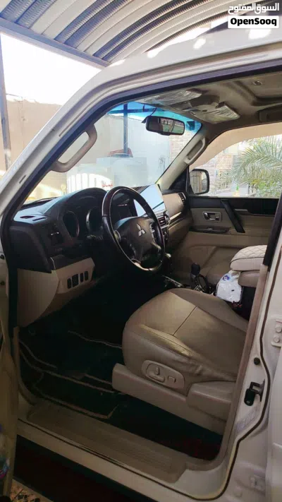 ميتسوبيشي باجيرو GLX 4