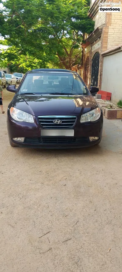 Hyundai Elantra SEL 2