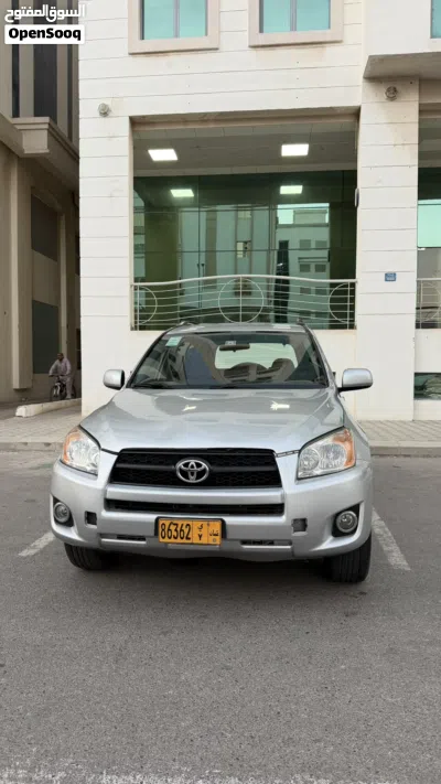 Toyota RAV 4 Adventure 2