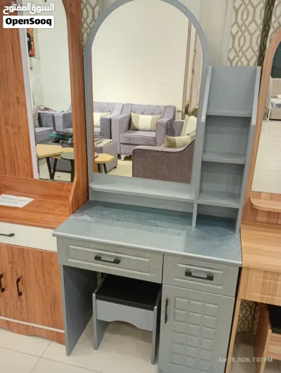 Dressing Table 3