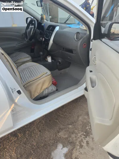Nissan Sunny SL 3