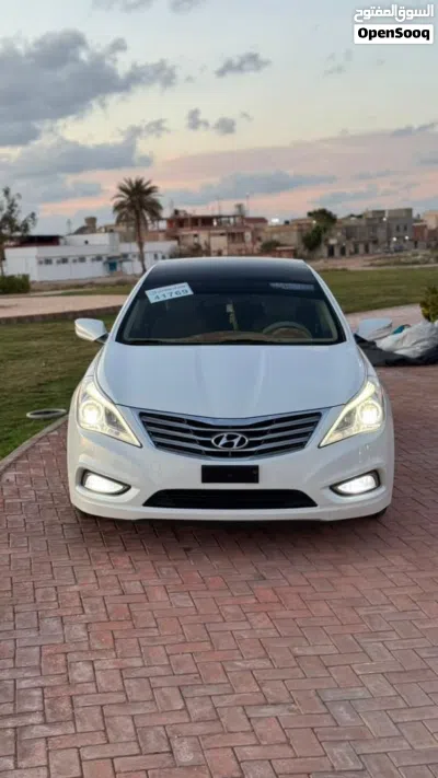 هيونداي ازيرا Standard 2