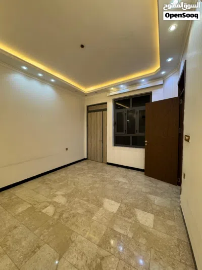 دار زيرو للبيع في منطقة حي الجامعة وحدتين سكنية معزولة مساحة 150 متر 2