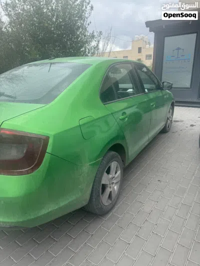 سكودا رابيد Standard 4