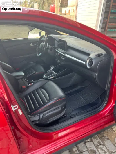 Kia Forte GT 4