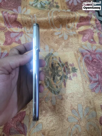 جلاكسي s21+ 5G الحالي المدلل اخو الجديد بياض وجه لطايع والديه فين المقطبين 4