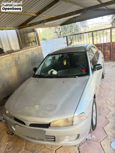 Mitsubishi Lancer GLS 4