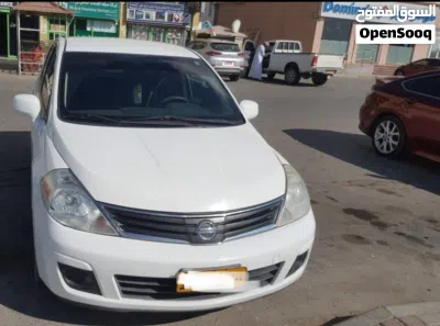 Nissan Versa Standard 2