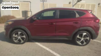Hyundai Tucson GL 4